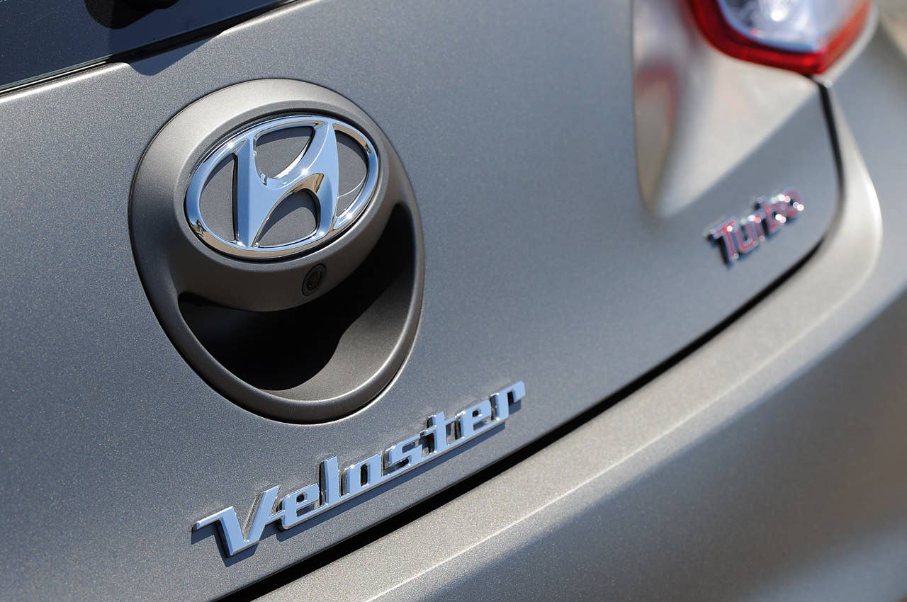 2013 Hyundai Veloster Turbo badge