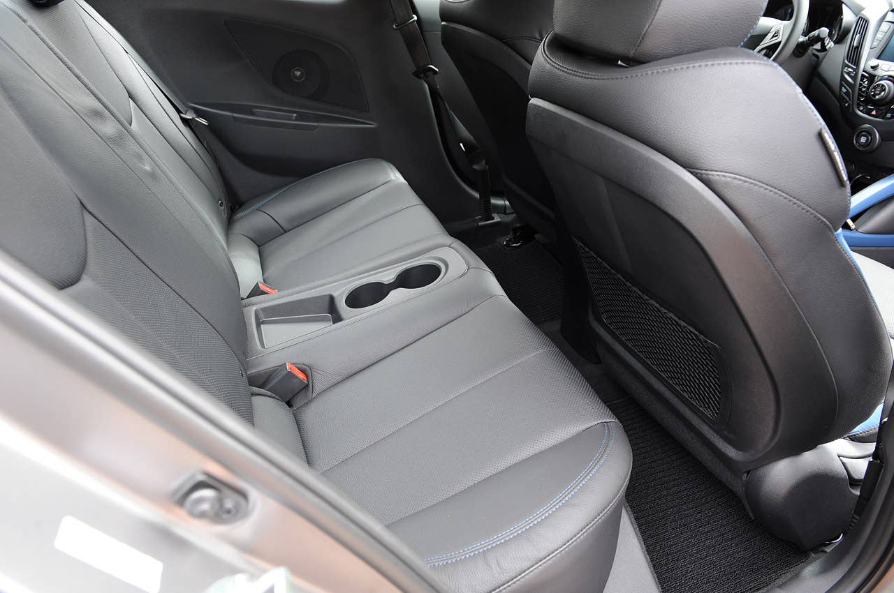 2013 Hyundai Veloster Turbo rear seats