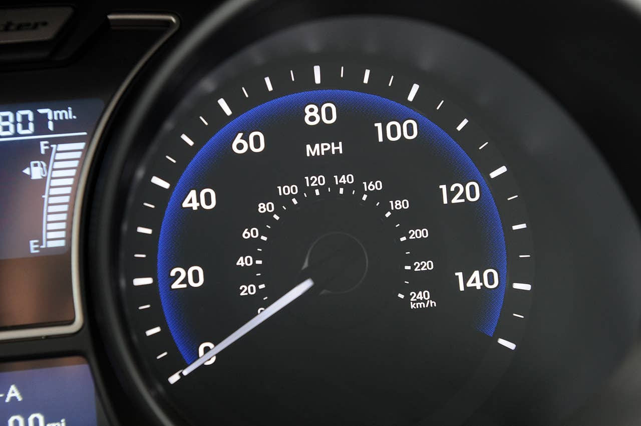 2013 Hyundai Veloster Turbo speedometer
