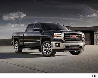 The all-new GMC Sierra will arrive with the same EcoTec3, which will be built in Tonawanada, N.Y.  The new exterior of the Sierra includes a new front end and changes around the body, including inlaid doors, which help provide a quieter ride.  All around the body, designers have added additional details and attempted to give the Sierra a professional look.