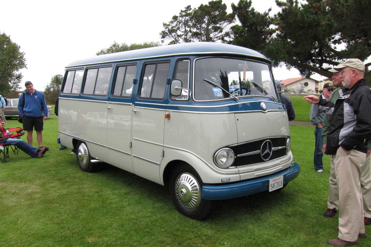 Mercedes-Benz L319