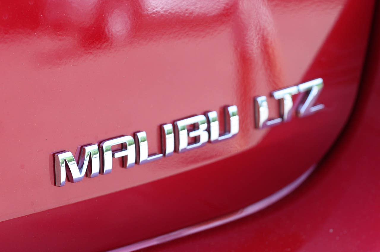 2013 Chevrolet Malibu 2.5 badge