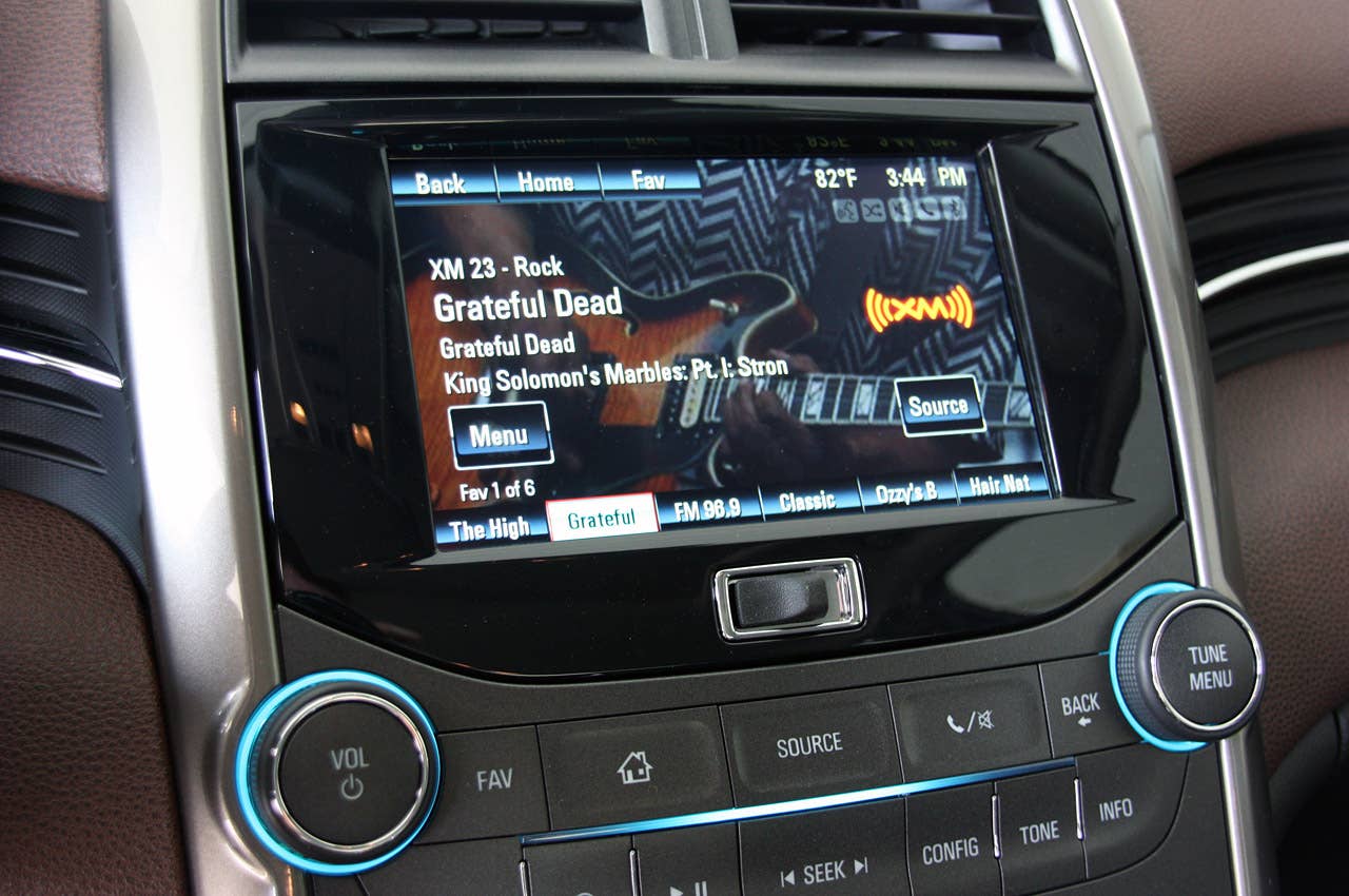 2013 Chevrolet Malibu 2.5 audio system display