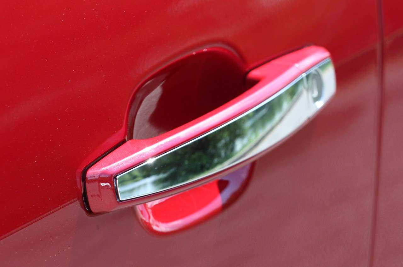 2013 Chevrolet Malibu 2.5 door handle