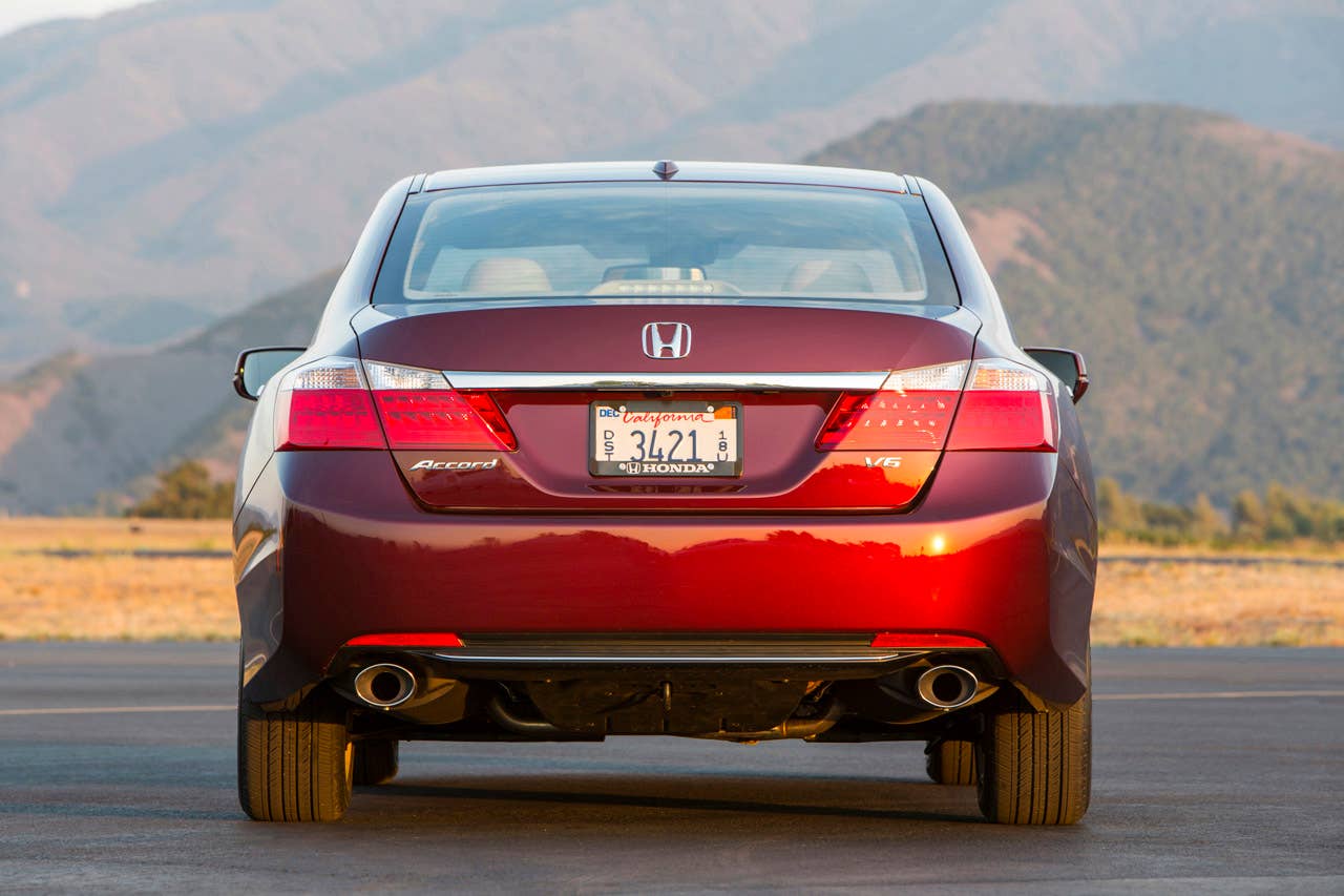 2013 Honda Accord EX-L V-6 Sedan.