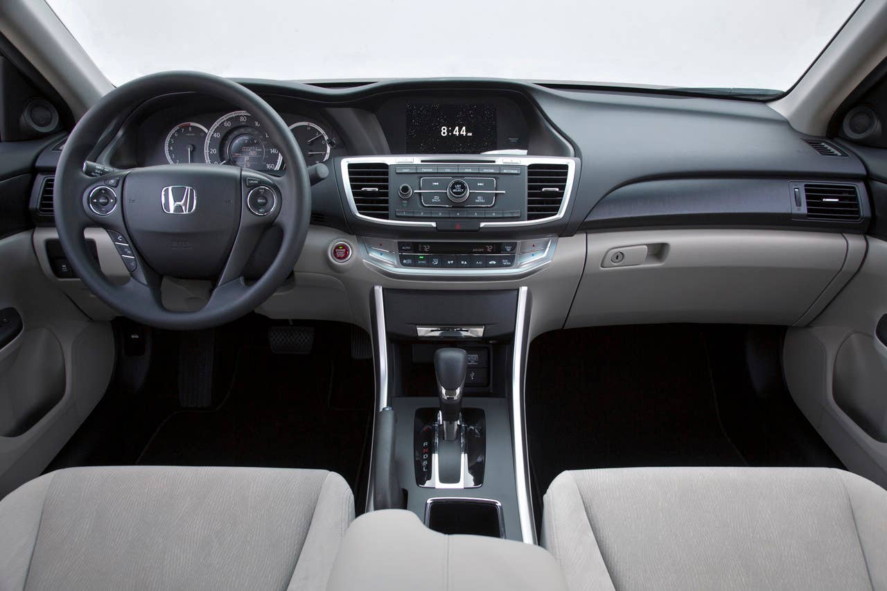2013 Honda Accord EX Sedan.