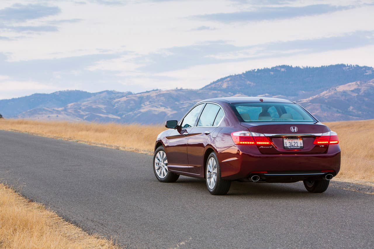 2013 Honda Accord EX-L V-6 Sedan.
