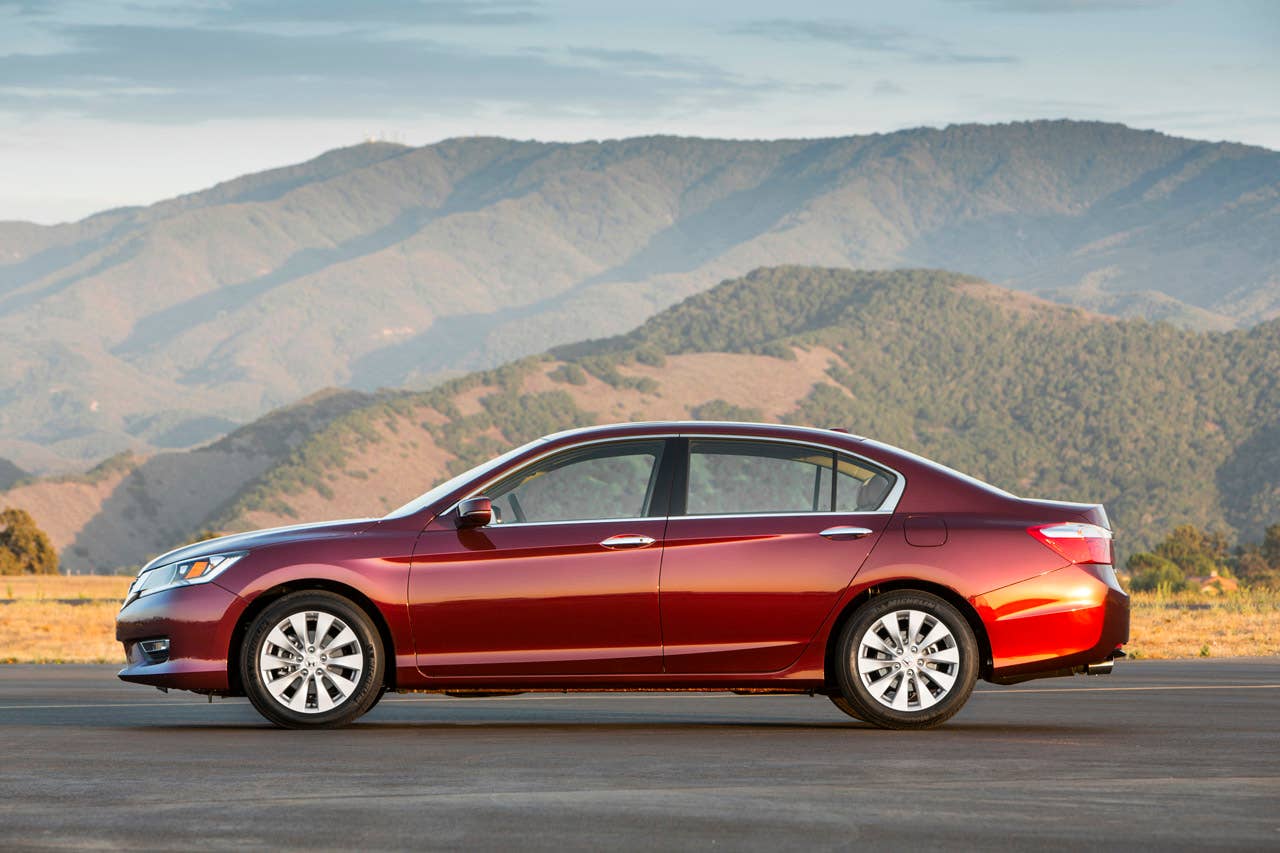 2013 Honda Accord EX-L V-6 Sedan.