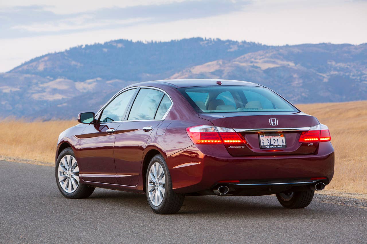 2013 Honda Accord EX-L V-6 Sedan.