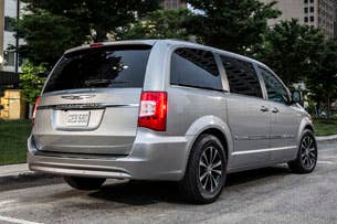 2014 Chrysler Town & Country 30th Anniversary Edition