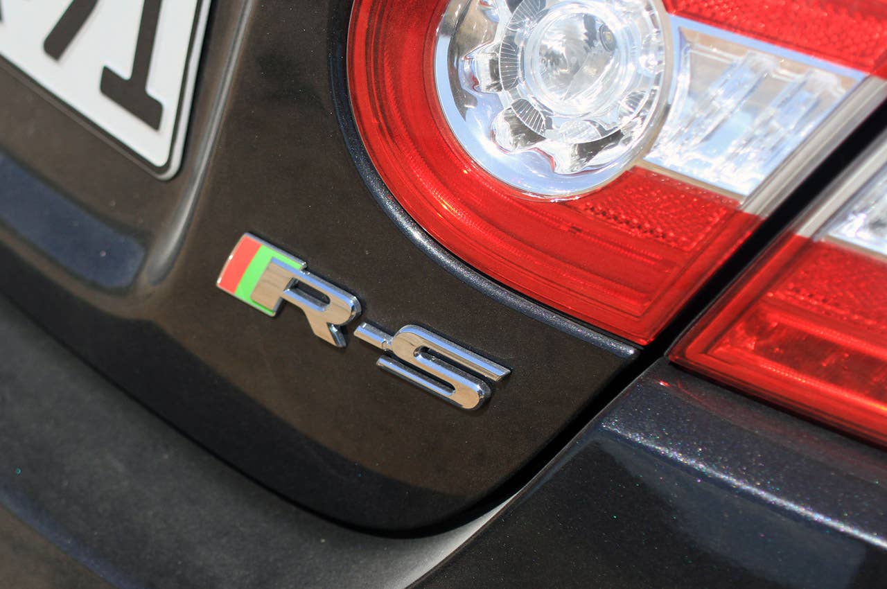 2012 Jaguar XKR-S badge