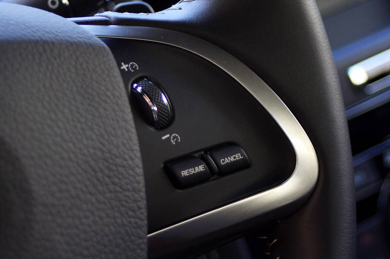 2012 Jaguar XKR-S steering wheel controls