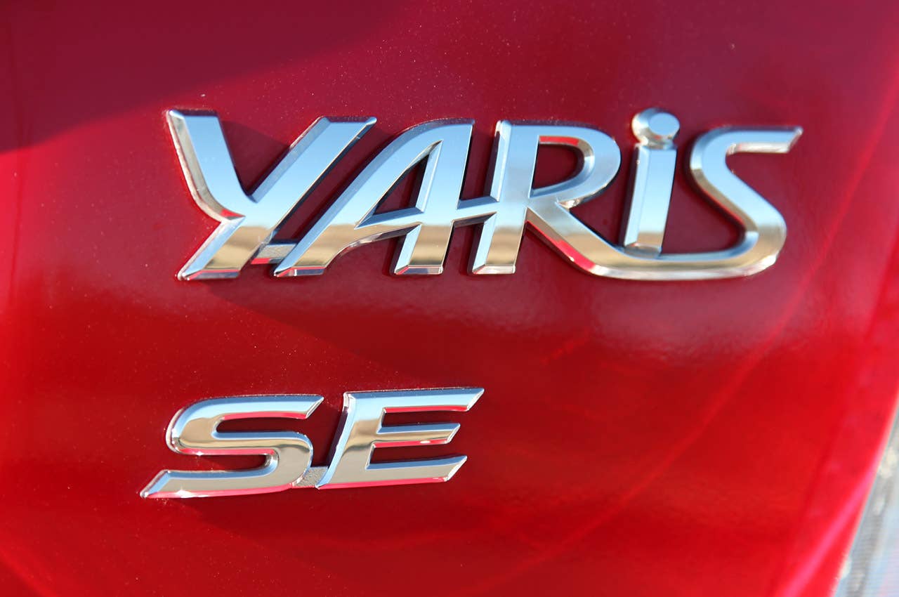 2012 Toyota Yaris SE badge