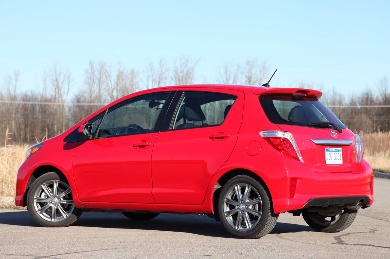 2012 Toyota Yaris SE rear 3/4 view