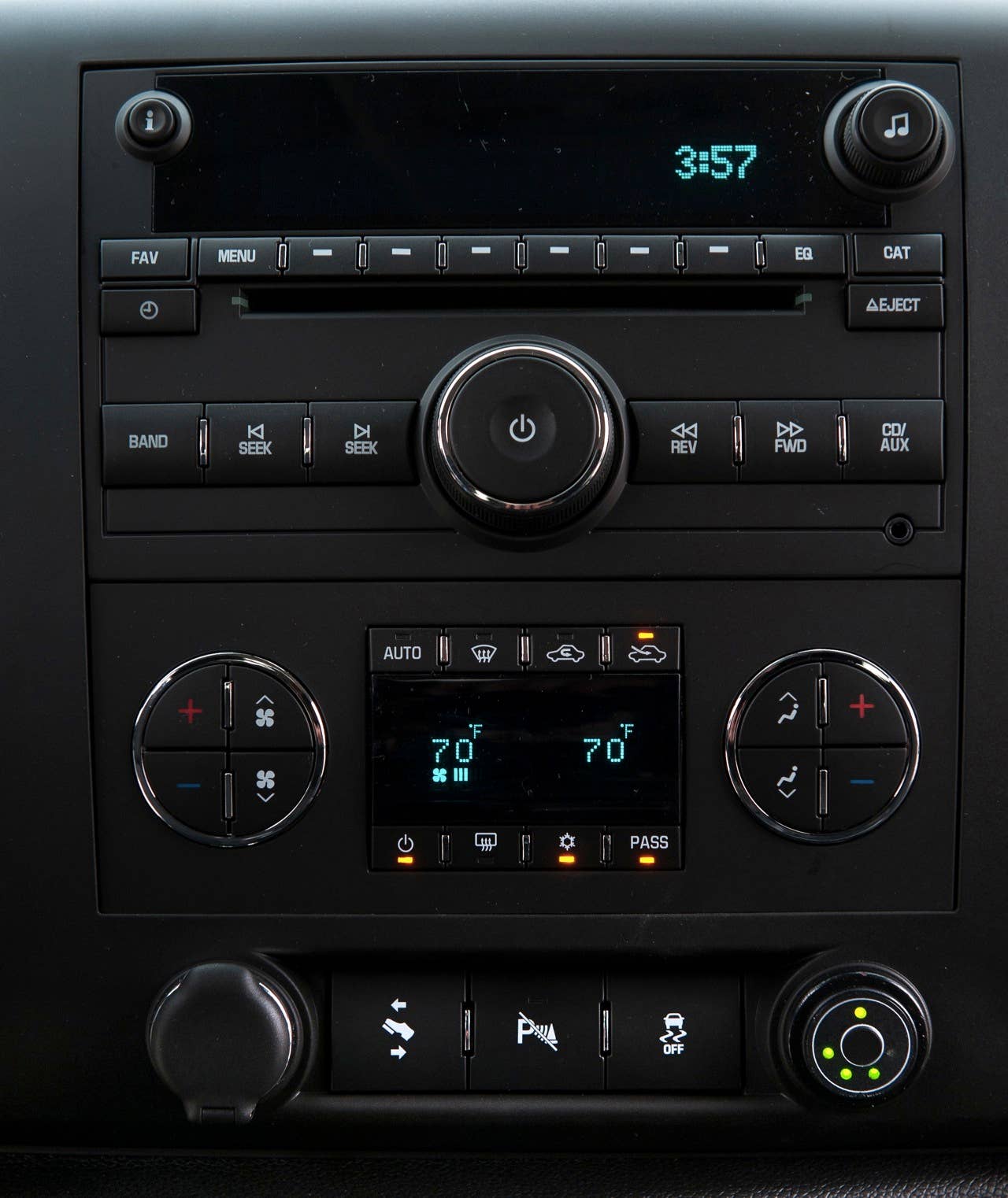 The 2013 bi-fuel Chevrolet Silverado HD includes a compressed natural gas (CNG) capable engine with a one-touch seamless transition between CNG and gas fuel systems. Combined, the truck offers a range of more than 650 miles. (Photo by James Fassinger for Chevrolet)