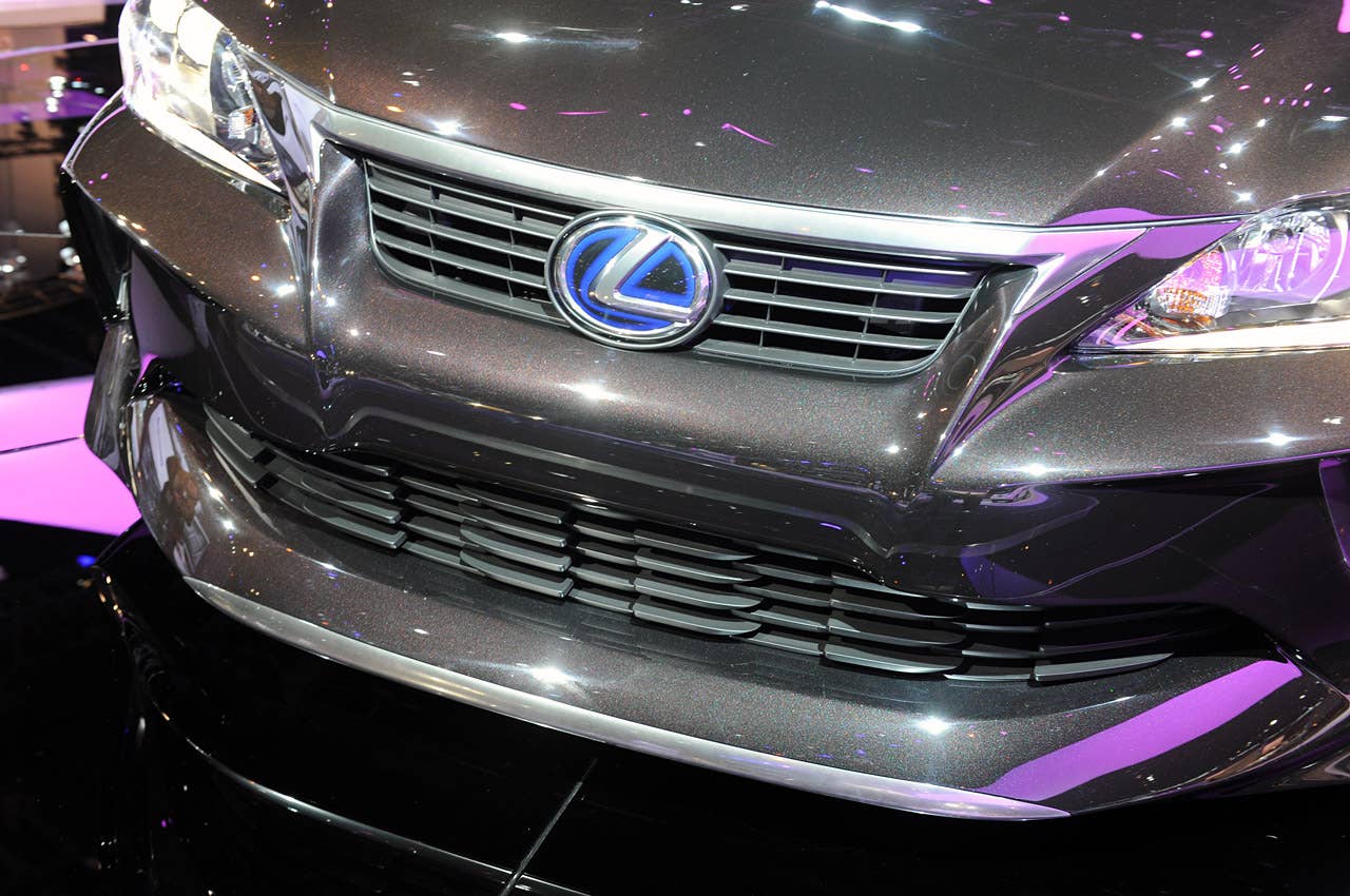 2011 Lexus CT 200h by Five Axis
