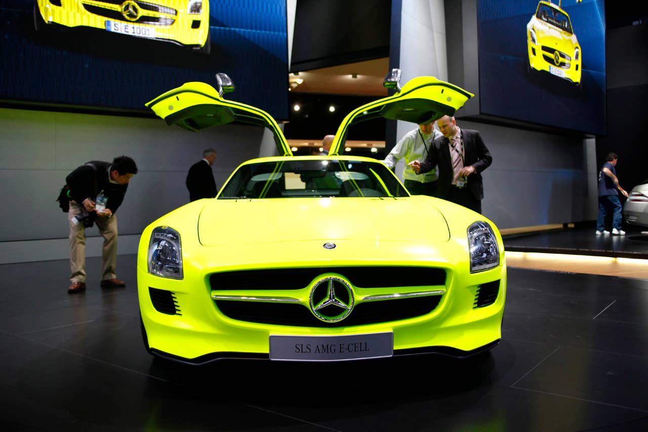 Mercedes-Benz SLS AMG E-Cell front