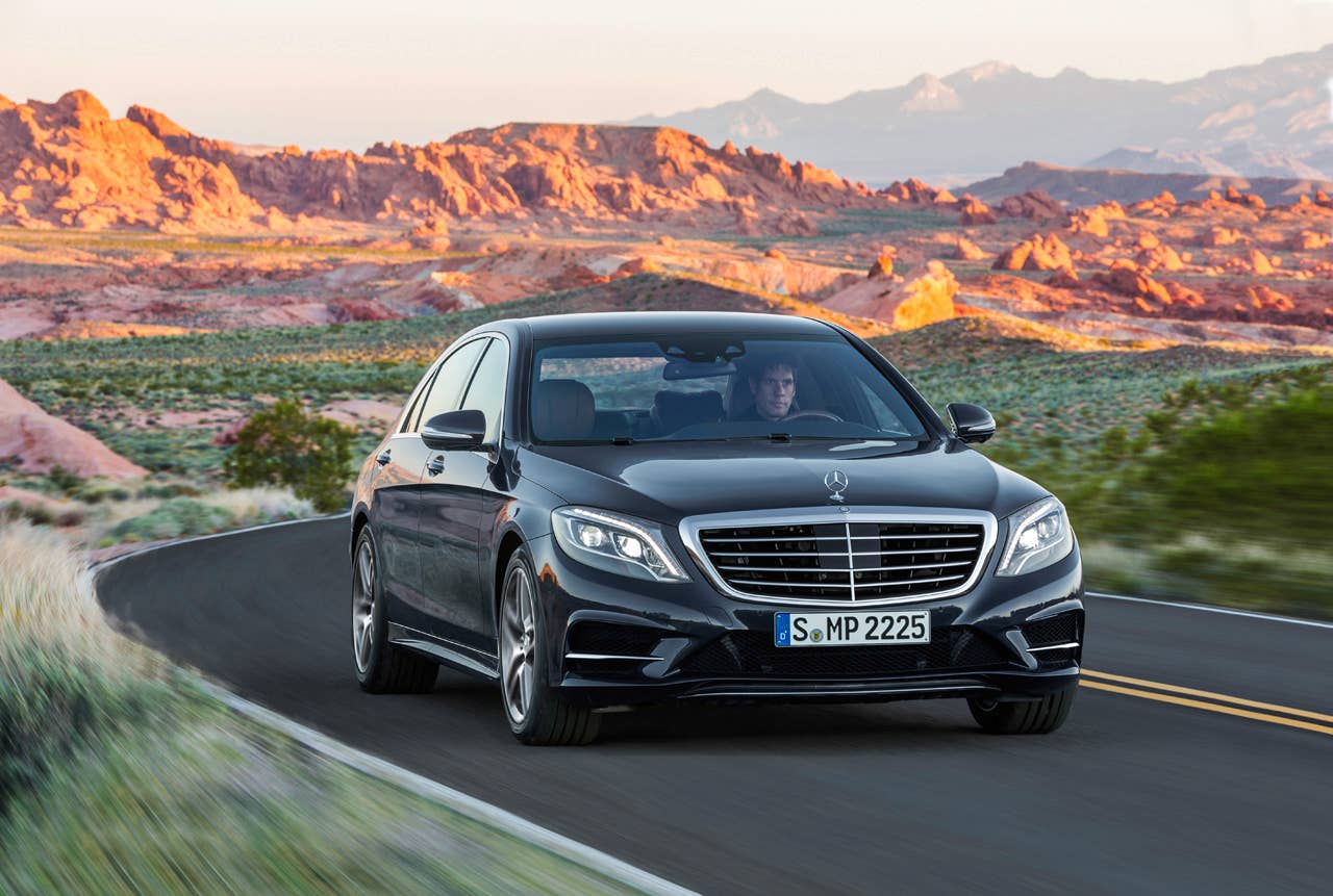 Mercedes-Benz S 350 BlueTec (W 222) 2013, Lack: anthrazitblau metallic, Ausstattung: Leder Exklusiv tiefseeblau/seidenbeige
