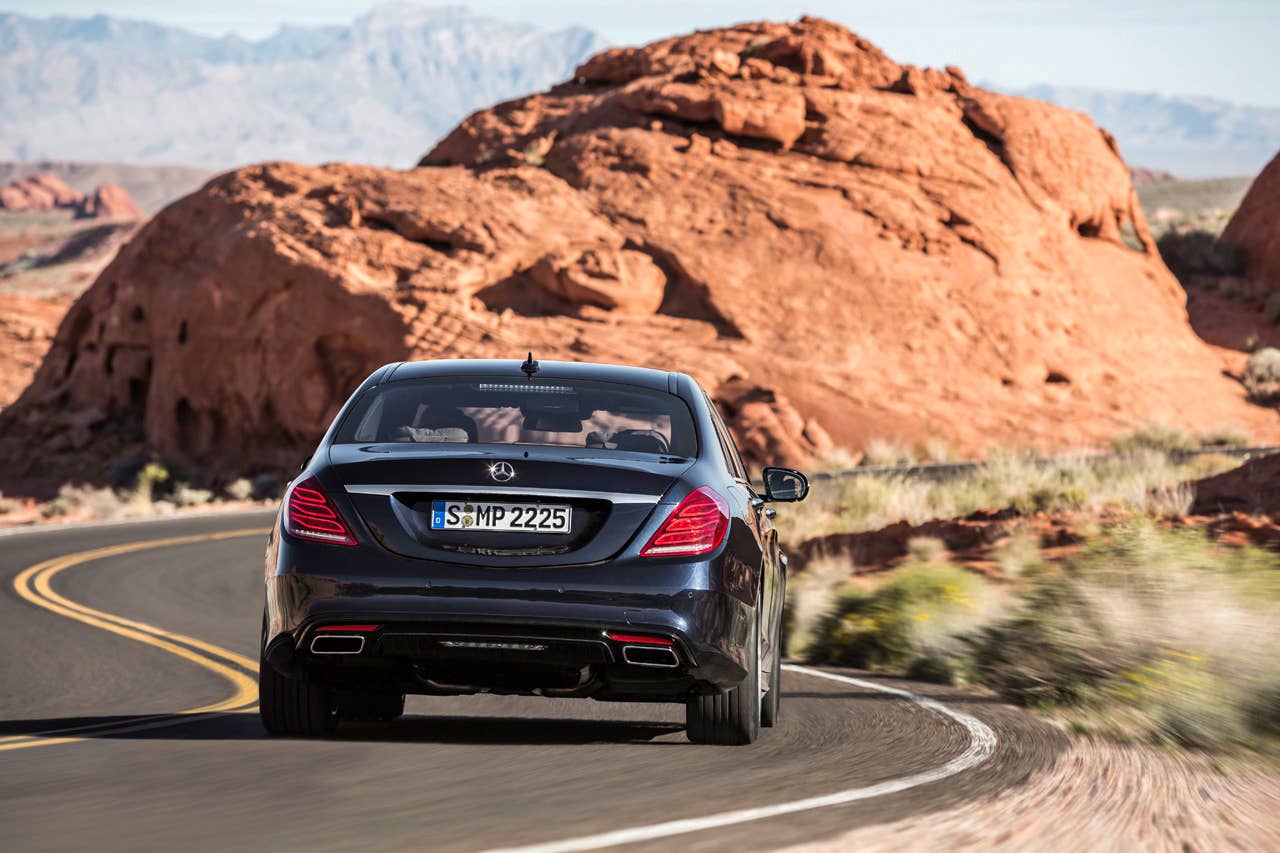 Mercedes-Benz S 350 BlueTec (W 222) 2013, Lack: anthrazitblau metallic, Ausstattung: Leder Exklusiv tiefseeblau/seidenbeige