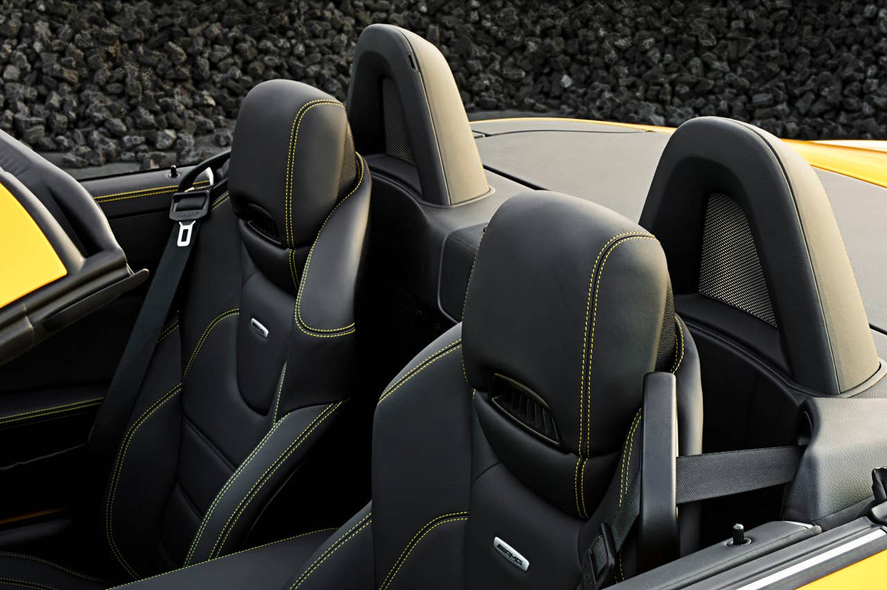 Mercedes-Benz SLK 55 AMG interior
