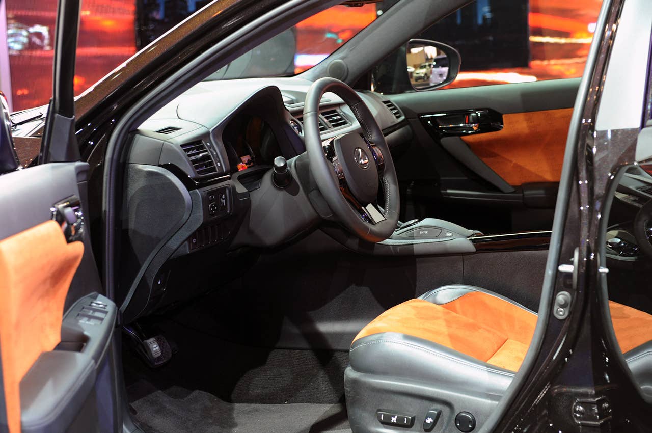 2011 Lexus CT 200h by Five Axis