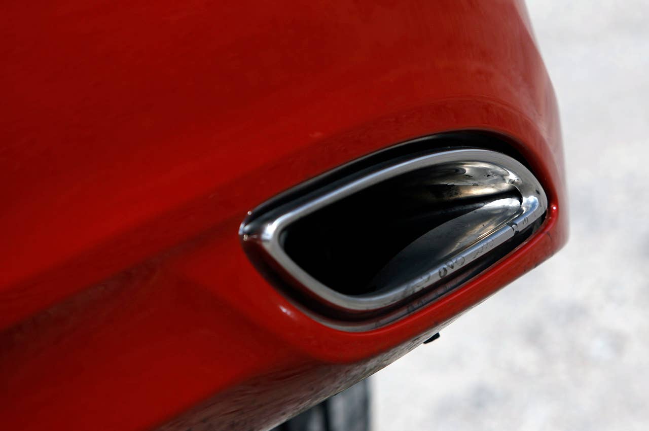 2012 Hyundai Azera exhaust tip