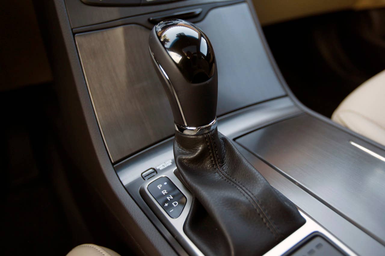 2012 Hyundai Azera shifter