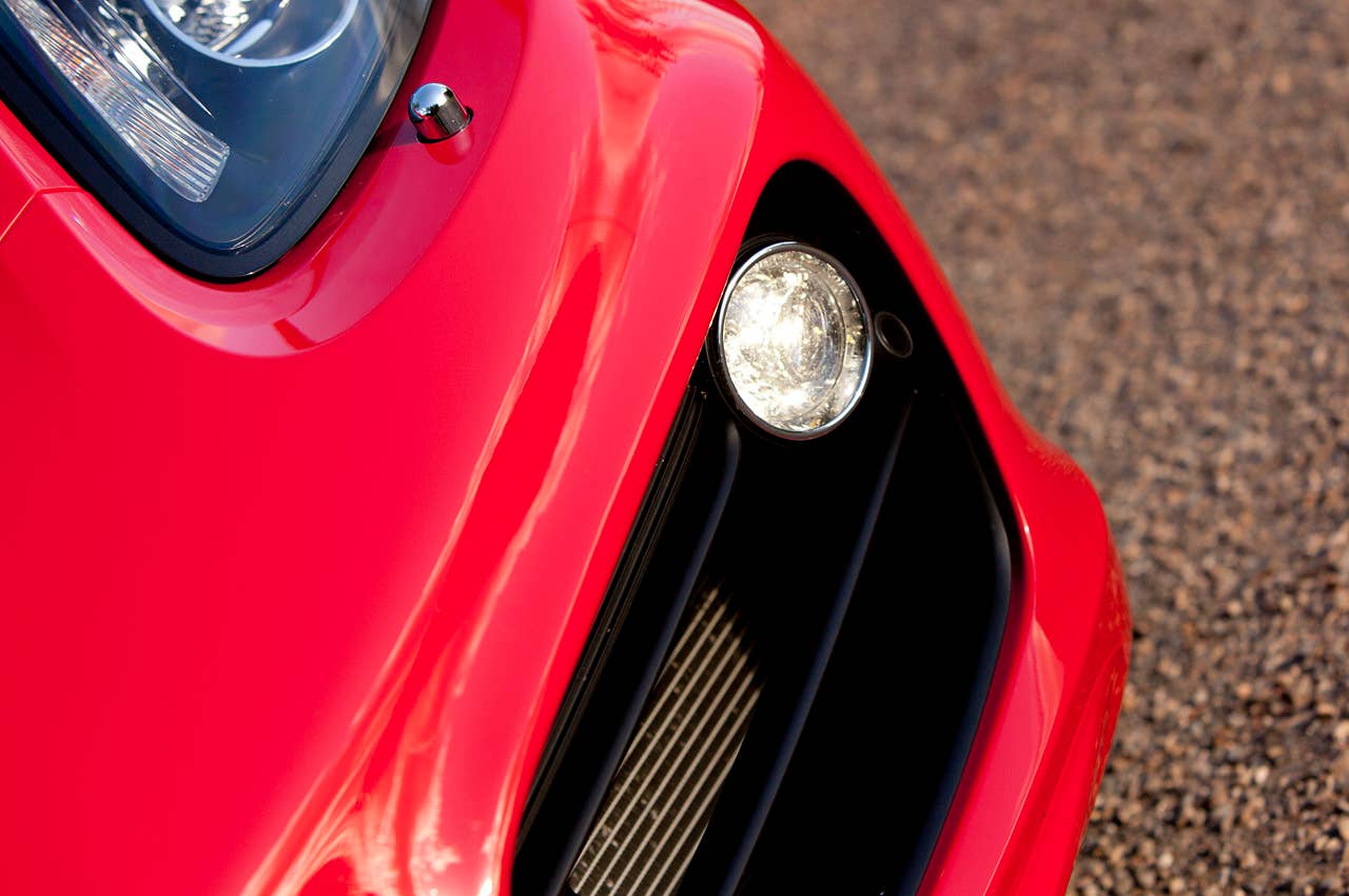 2014 Porsche Cayman S fog light