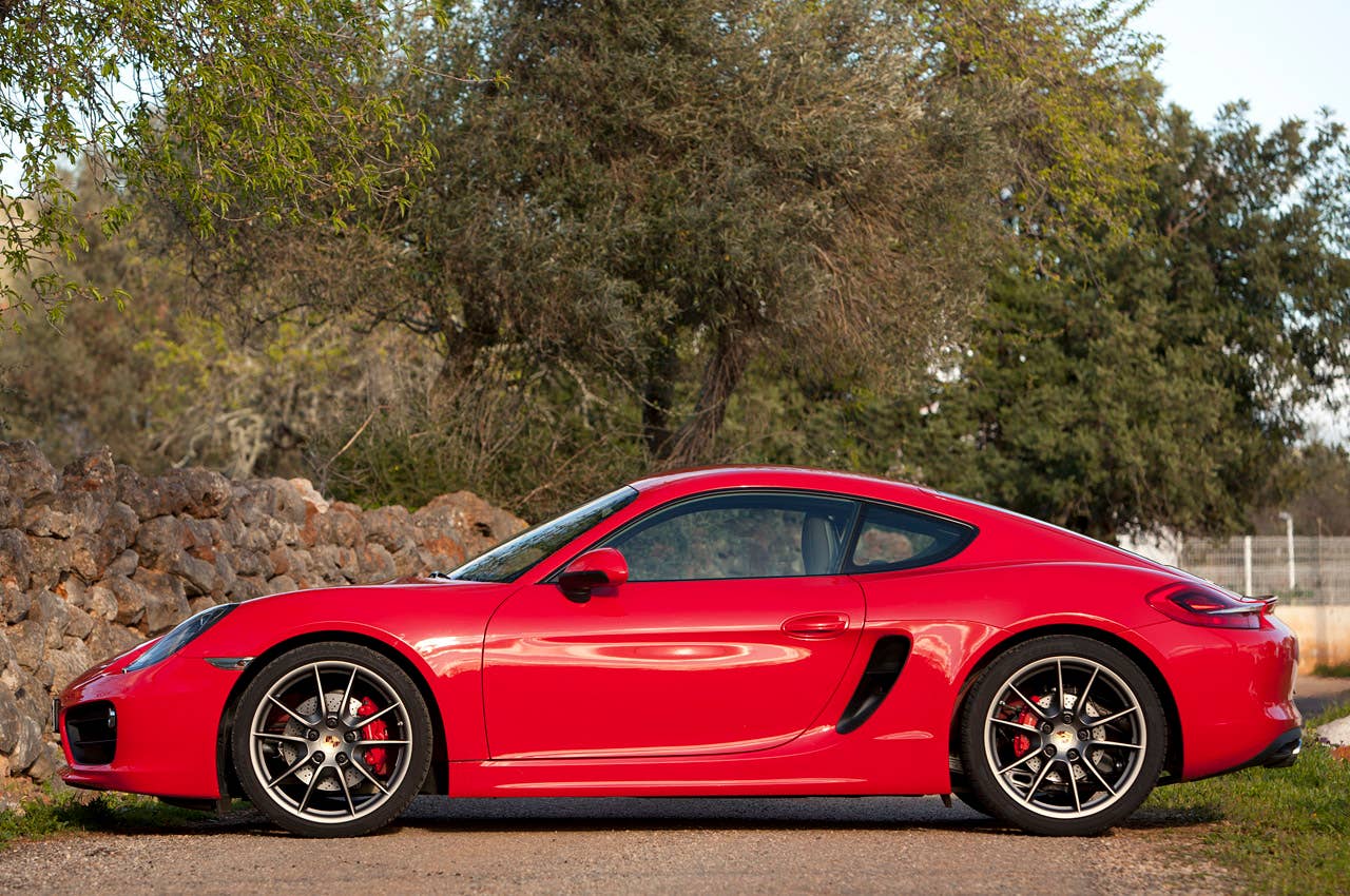 2014 Porsche Cayman S side view