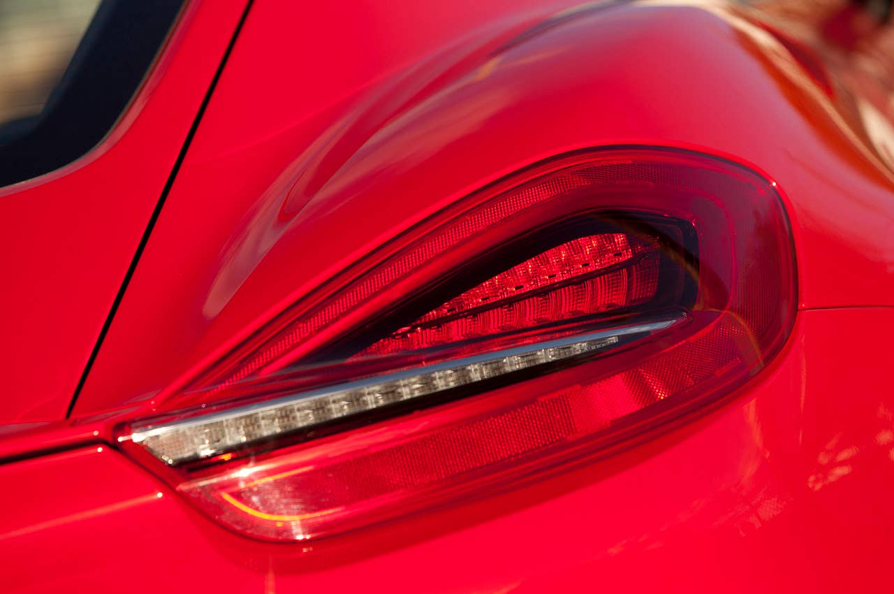 2014 Porsche Cayman S taillight