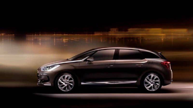 Citroen DS5 side