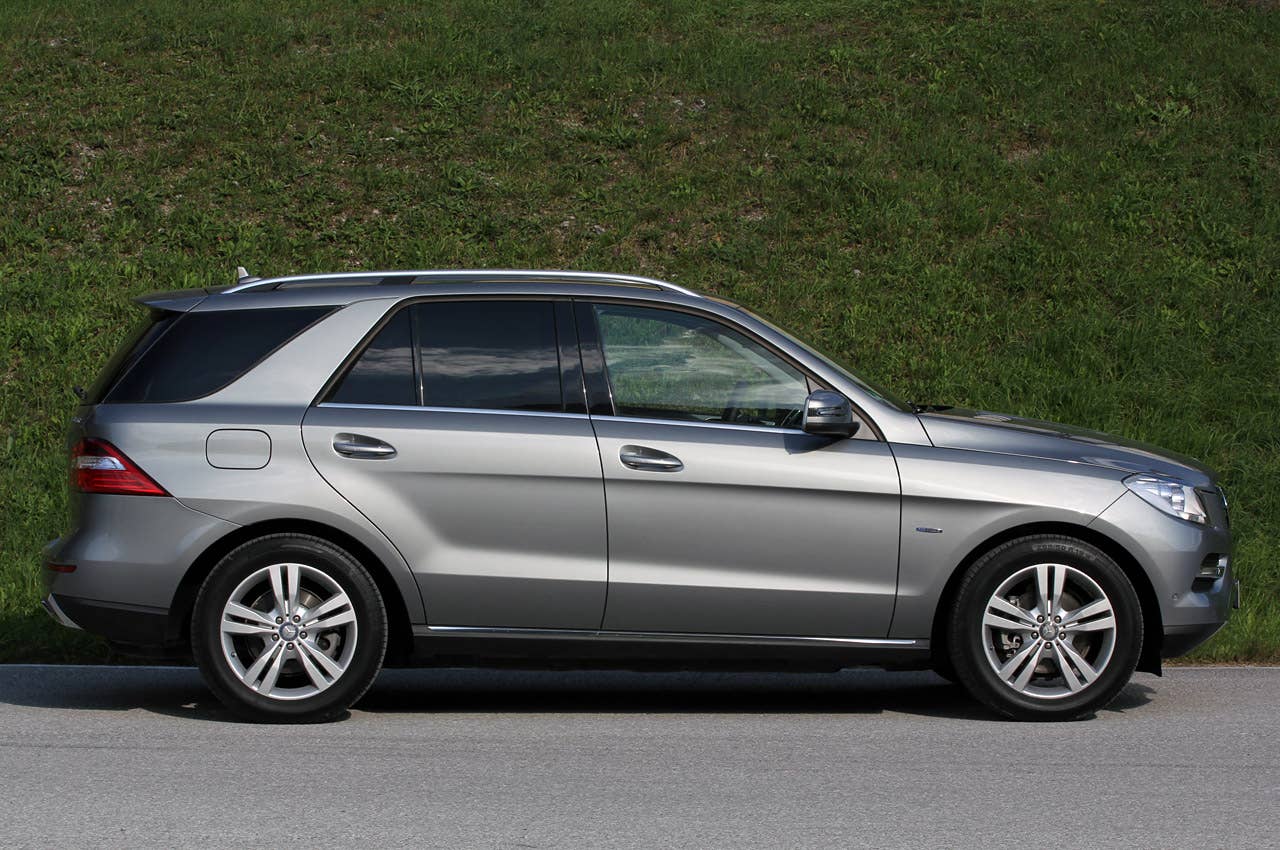 2012 Mercedes ML350 BlueTEC side view