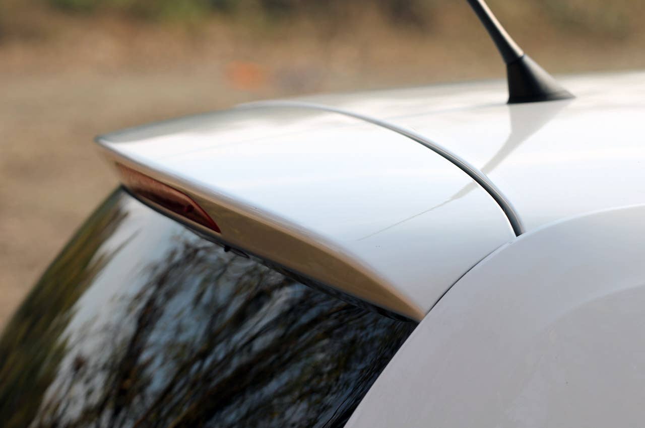 2012 Volkswagen Up! roof spoiler