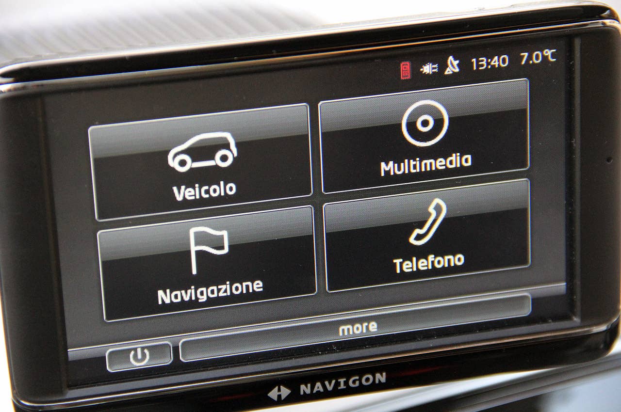 2012 Volkswagen Up! multimedia display