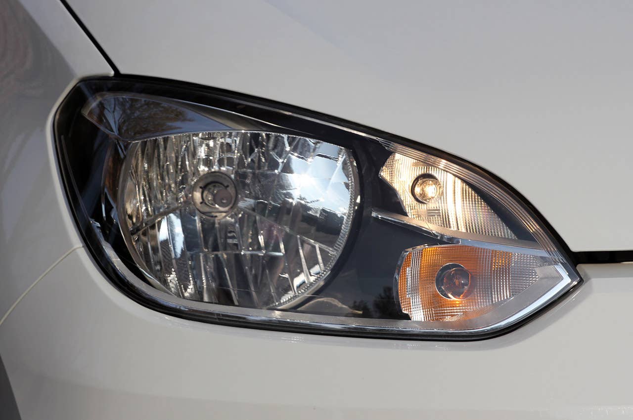 2012 Volkswagen Up! headlight
