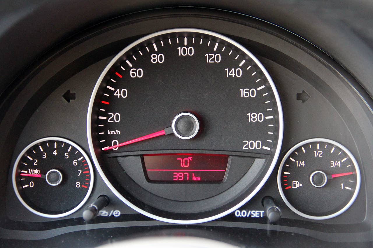 2012 Volkswagen Up! gauges
