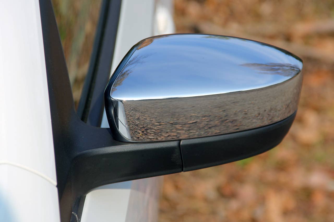 2012 Volkswagen Up! side mirror