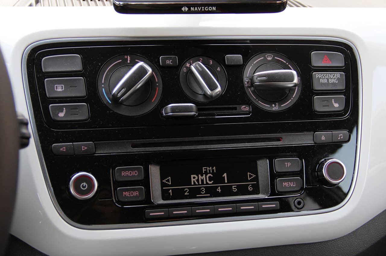 2012 Volkswagen Up! audio and climate controls