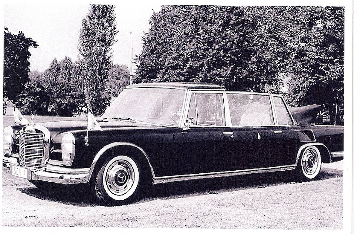 1965 Mercedes-Benz 600 Pullman Popemobile