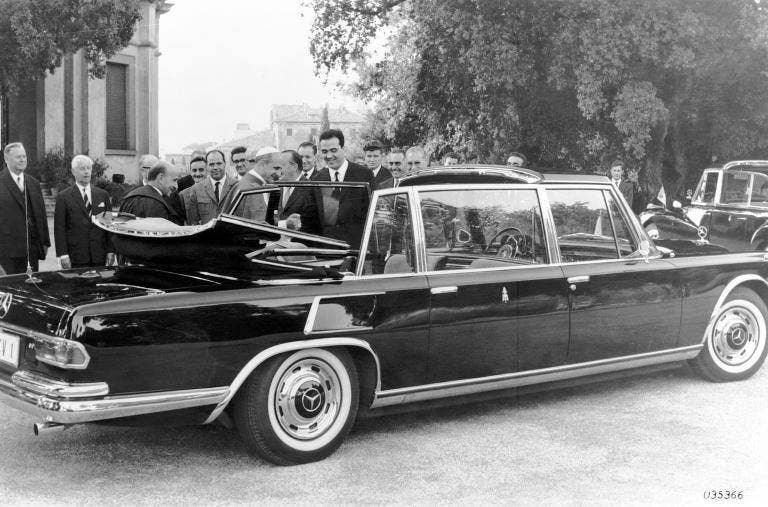 1965 Mercedes-Benz 600 Pullman Popemobile