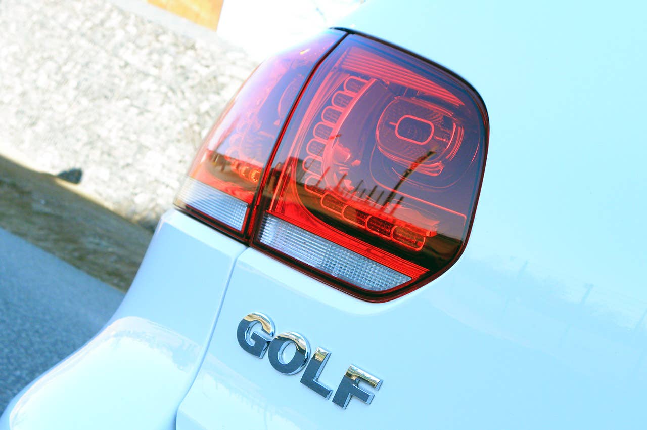 2014 Volkswagen Golf Blue-e-motion taillight