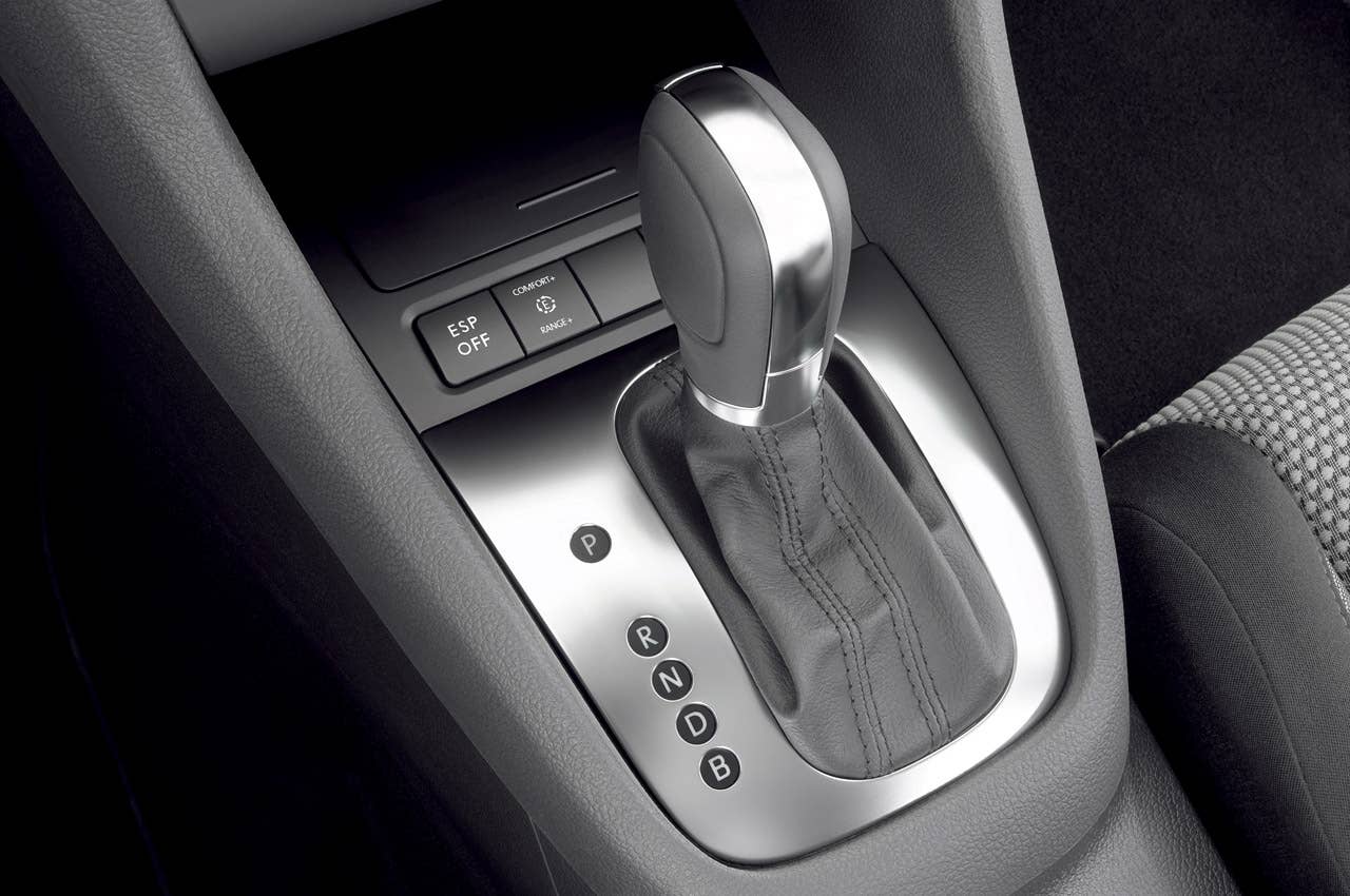 2014 Volkswagen Golf Blue-e-motion shifter