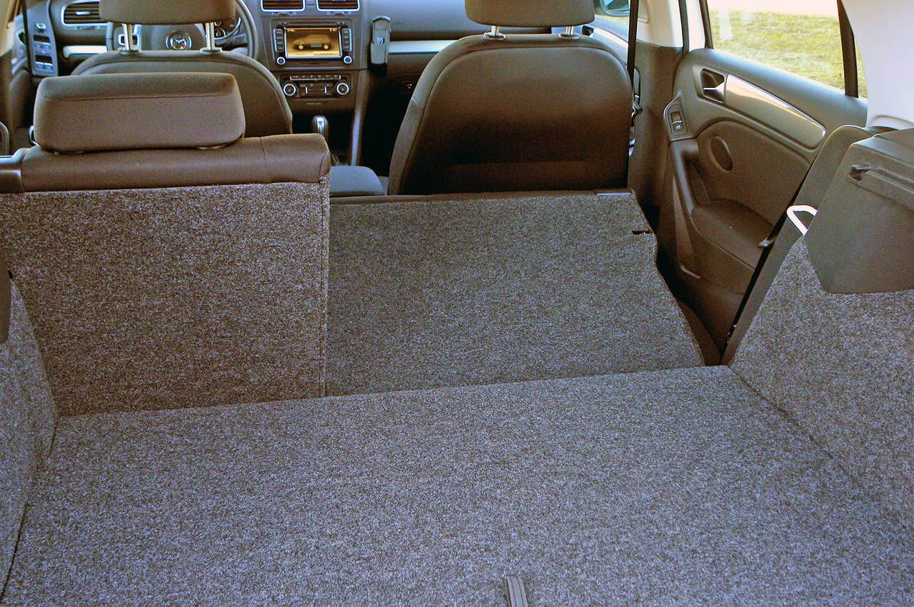 2014 Volkswagen Golf Blue-e-motion rear cargo area