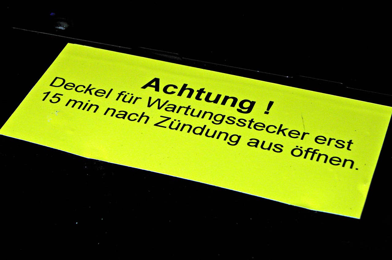 2014 Volkswagen Golf Blue-e-motion warning label
