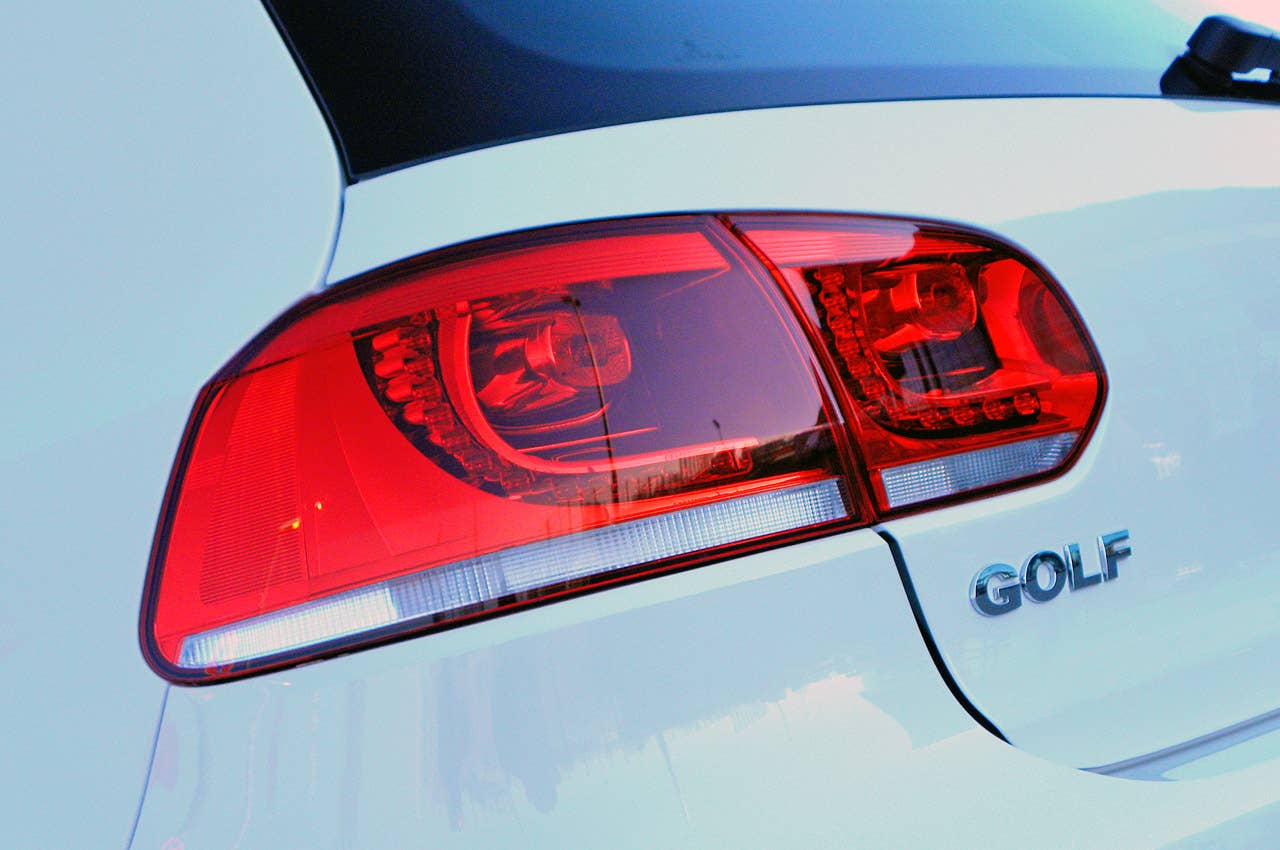 2014 Volkswagen Golf Blue-e-motion taillight