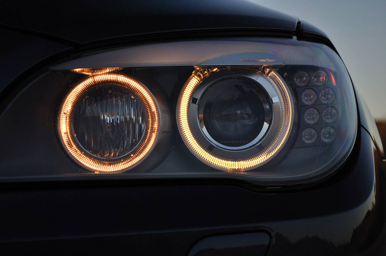 2011 BMW Alpina B7 headlight