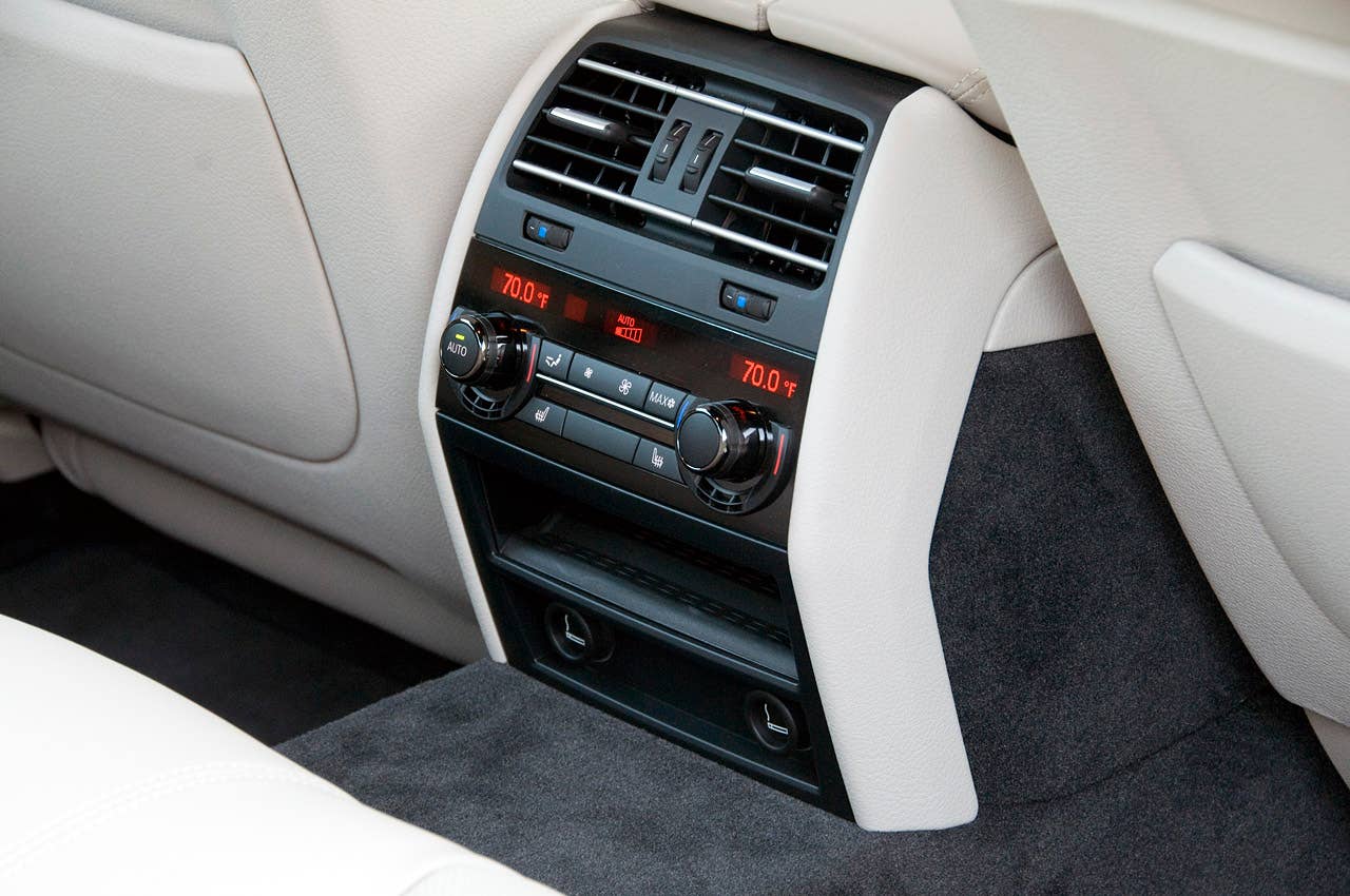 2011 BMW Alpina B7 rear seat climate controls