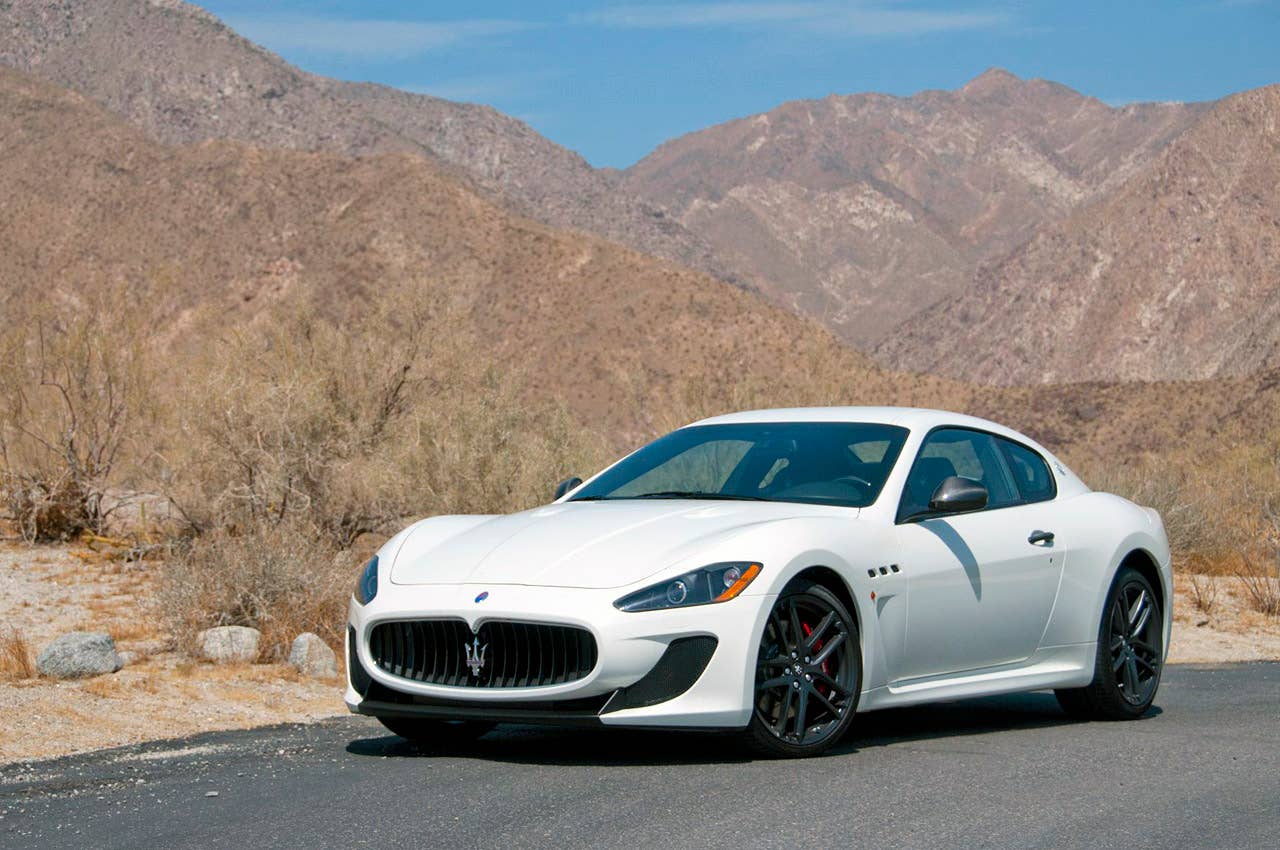2012 Maserati GranTurismo MC front 3/4 view