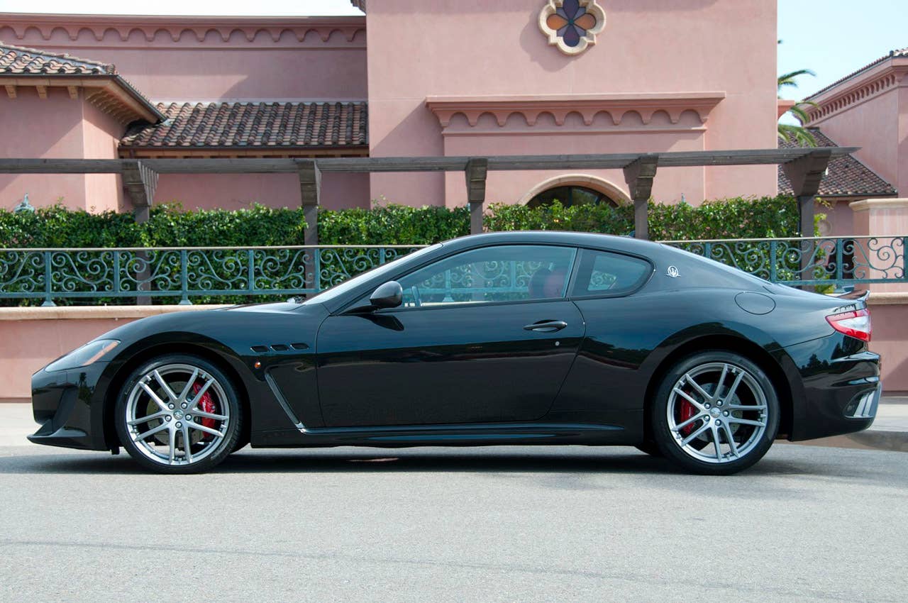 2012 Maserati GranTurismo MC side view