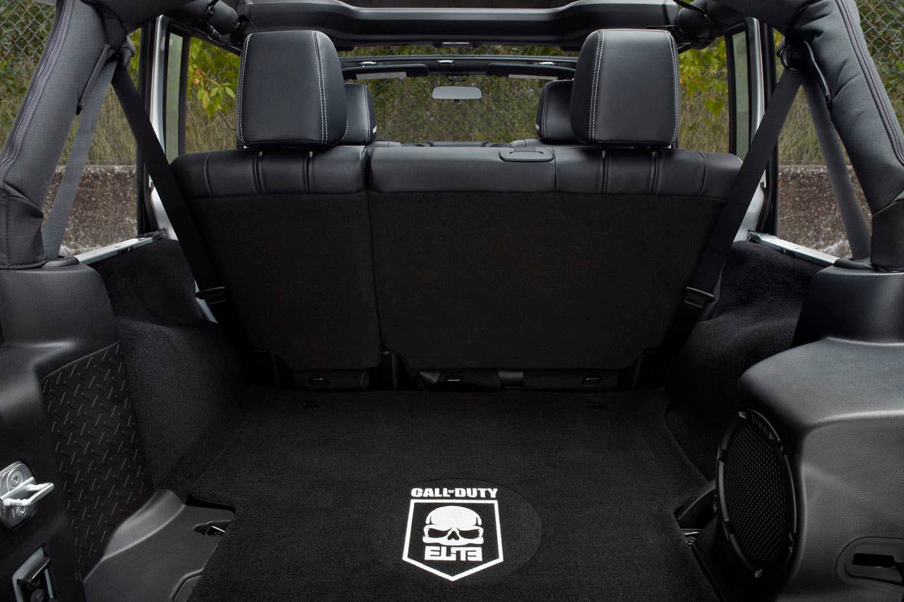 Call of Duty: MW3 Special Edition Jeep Wrangler